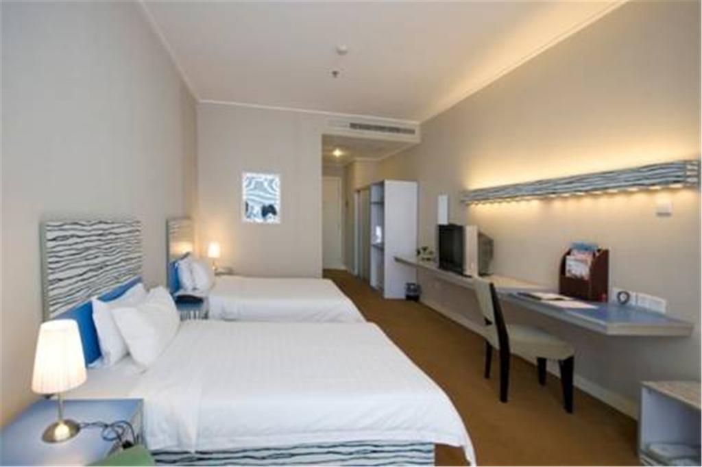 The Land Hotel Shanghai Exterior photo