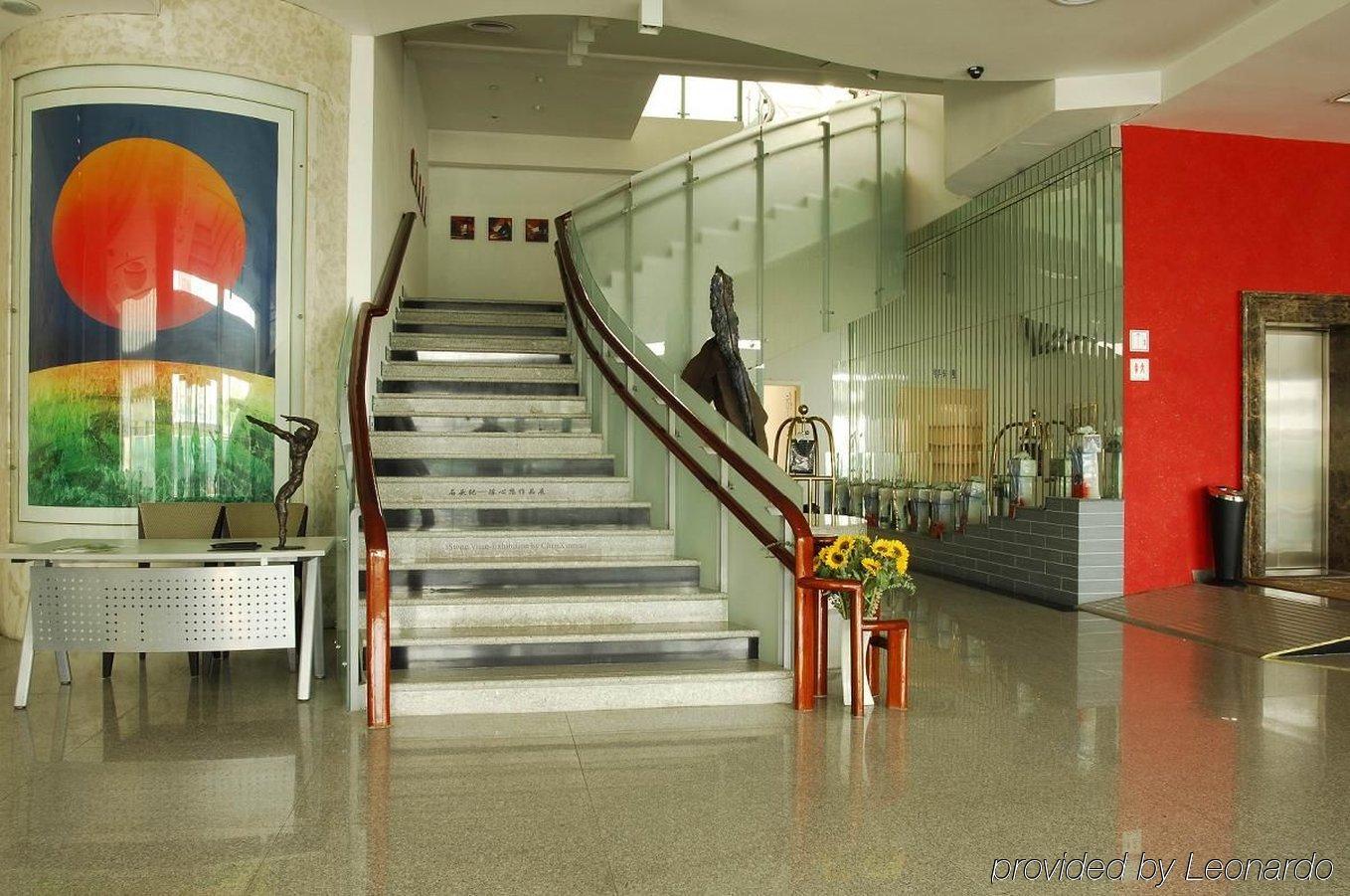 The Land Hotel Shanghai Interior photo